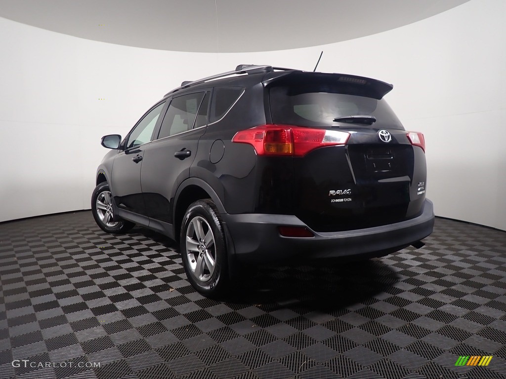 2015 RAV4 XLE - Black / Ash photo #12