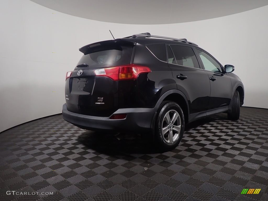 2015 RAV4 XLE - Black / Ash photo #17