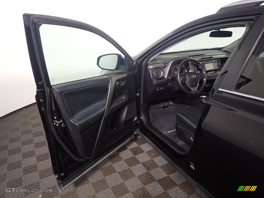 2015 RAV4 XLE - Black / Ash photo #21
