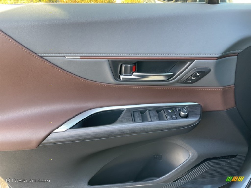 2021 Toyota Venza Hybrid XLE AWD Java/Black Door Panel Photo #143552001