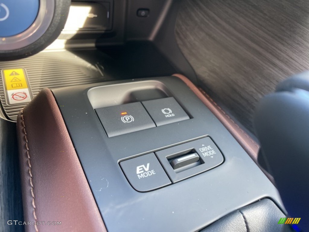 2021 Toyota Venza Hybrid XLE AWD Controls Photo #143552034