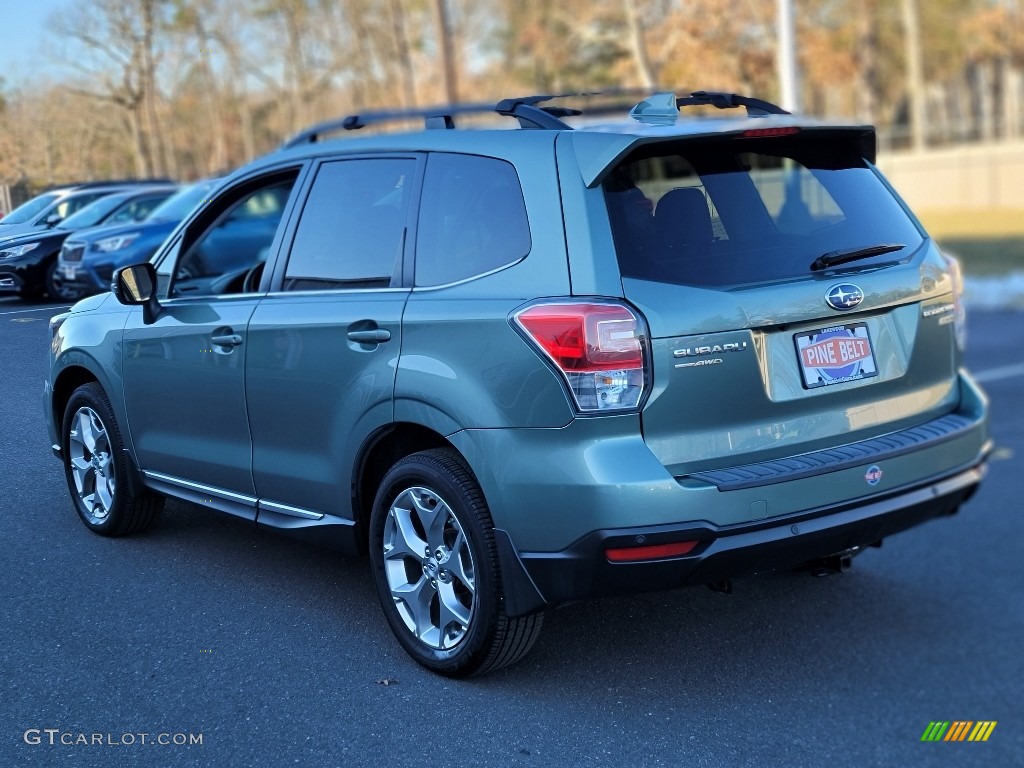 2017 Forester 2.5i Touring - Jasmine Green Metallic / Black photo #12