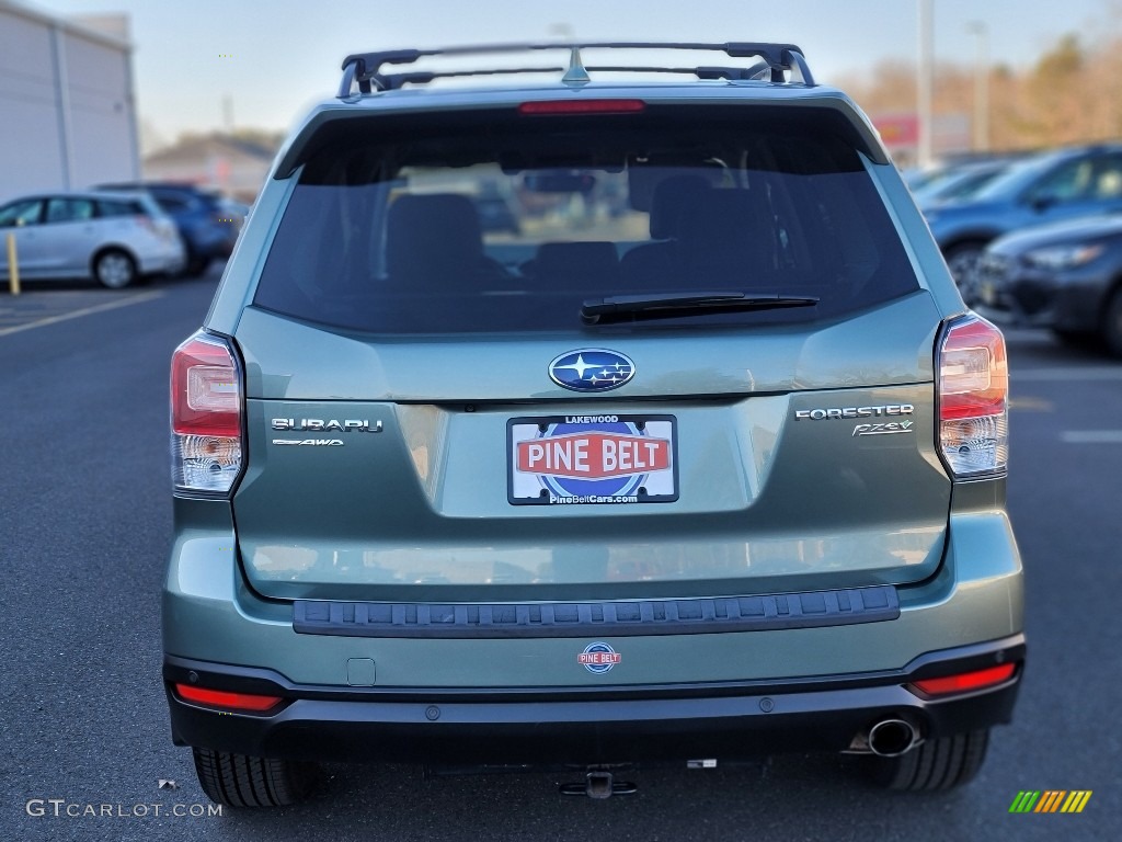 2017 Forester 2.5i Touring - Jasmine Green Metallic / Black photo #13