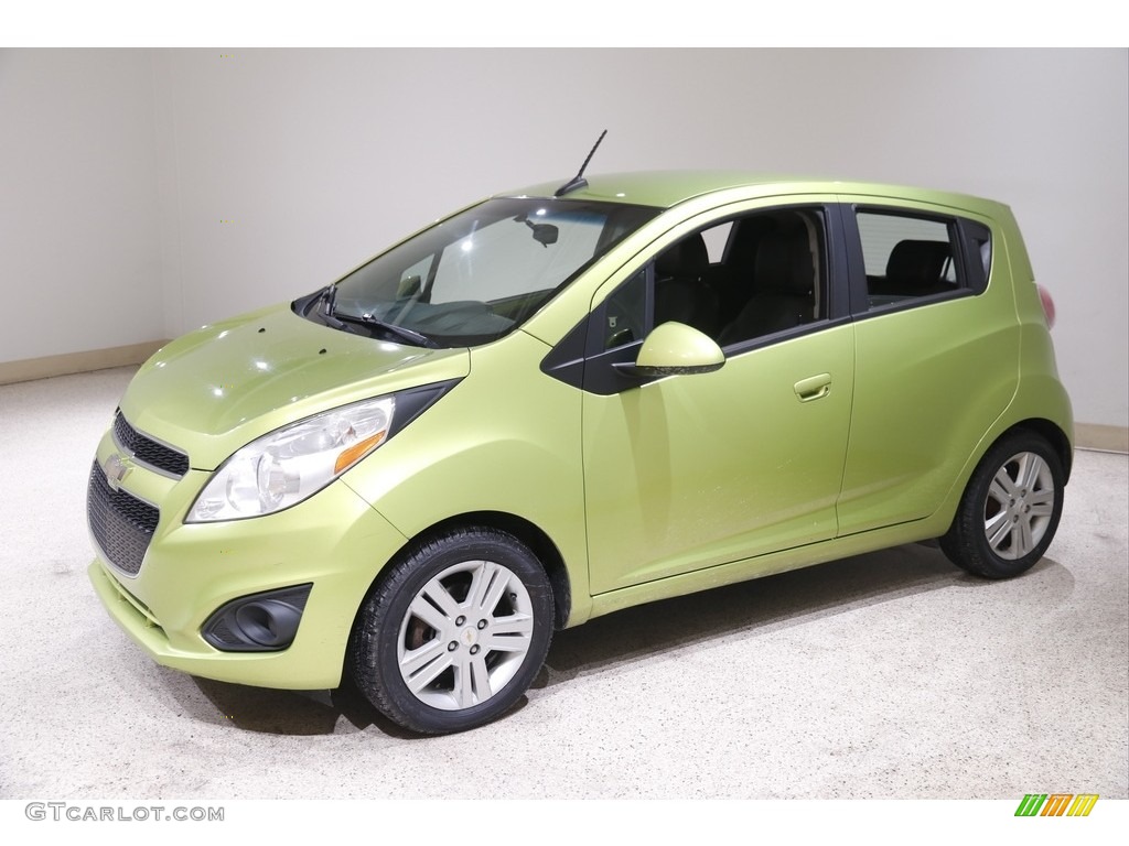 2013 Spark LS - Jalapeno (Green) / Green/Green photo #3