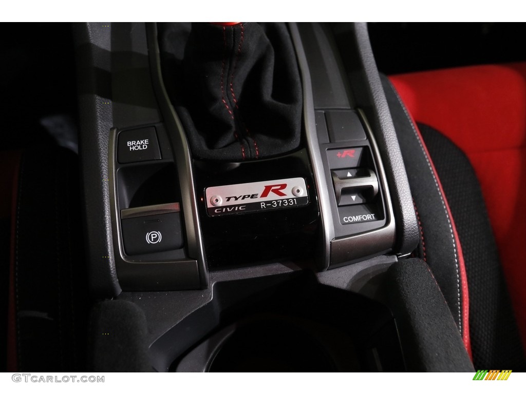 2020 Honda Civic Type R Marks and Logos Photo #143552706