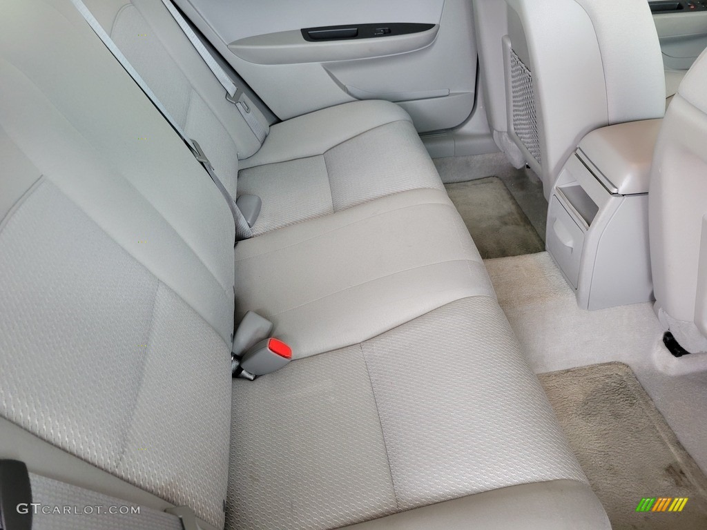 2009 Aura XE - Red Jewel Tintcoat / Gray photo #16