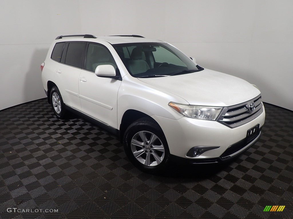 2013 Highlander V6 - Blizzard White Pearl / Ash photo #3