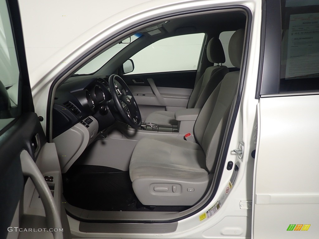 2013 Highlander V6 - Blizzard White Pearl / Ash photo #22