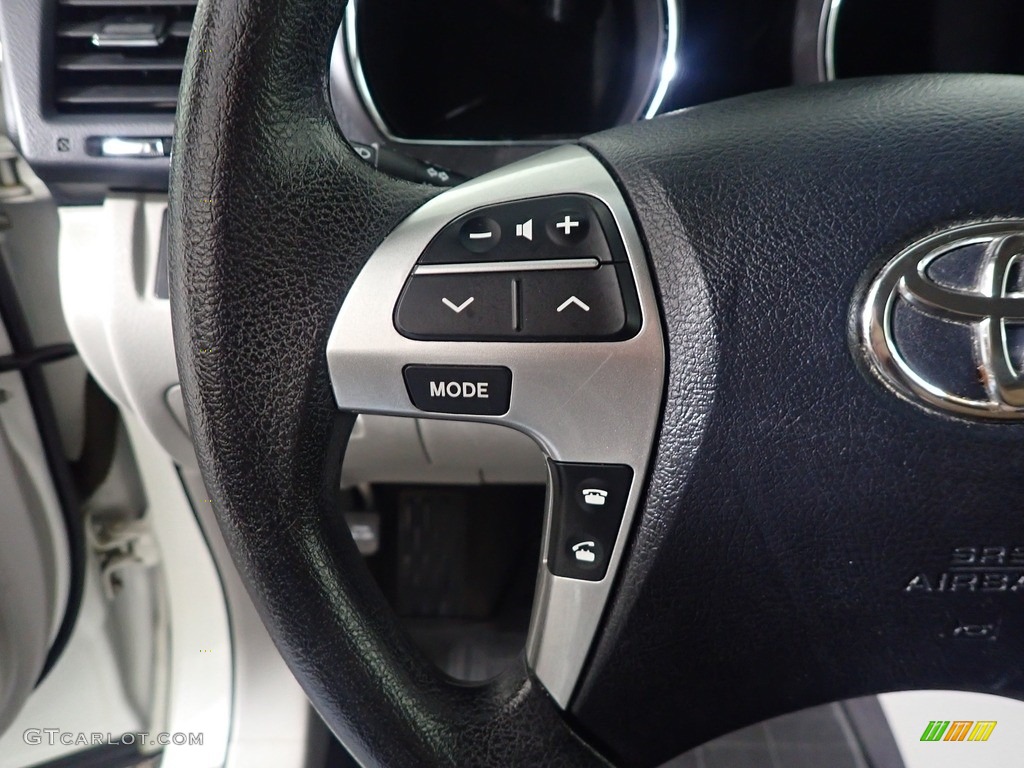 2013 Highlander V6 - Blizzard White Pearl / Ash photo #29