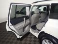 Blizzard White Pearl - Highlander V6 Photo No. 34