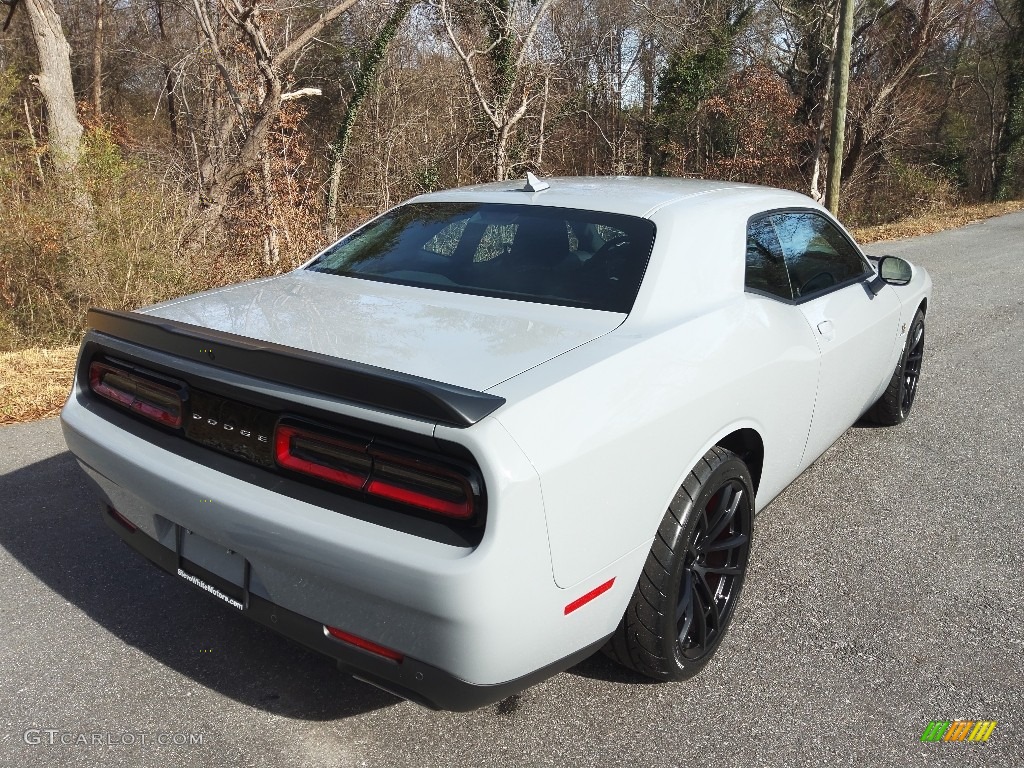 2021 Challenger R/T Scat Pack - Smoke Show / Black photo #6