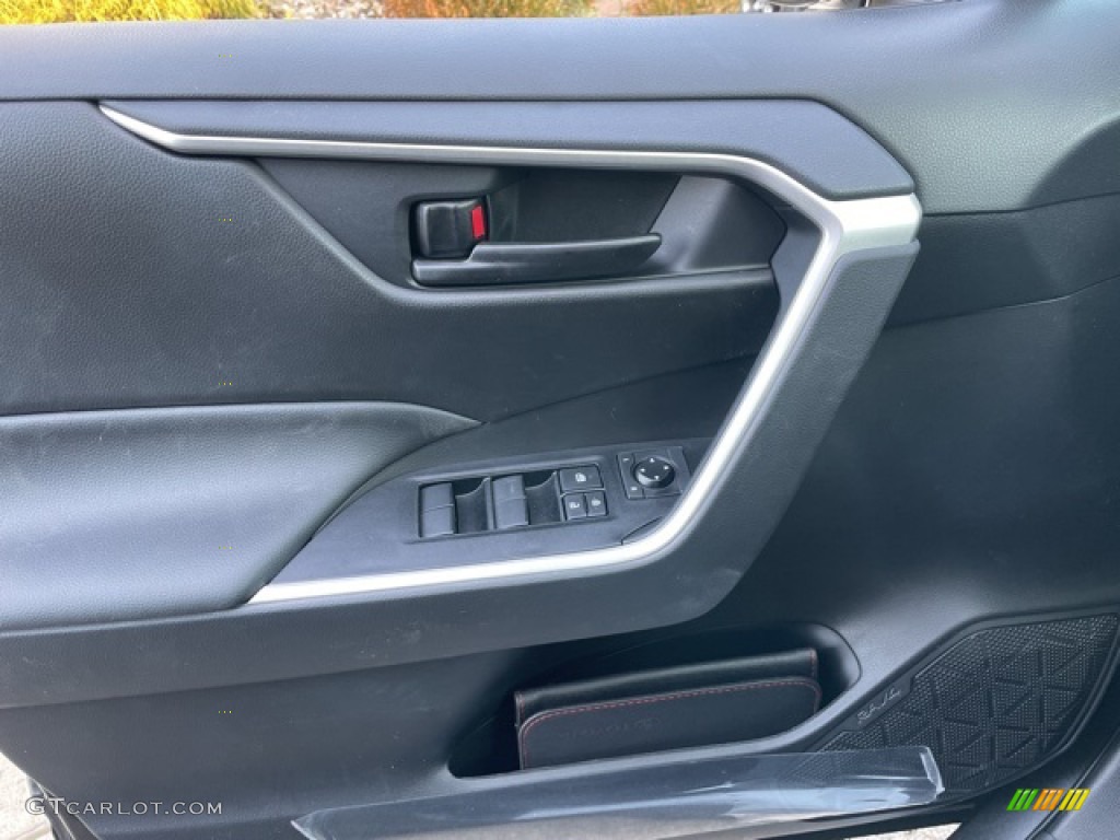 2022 Toyota RAV4 LE AWD Door Panel Photos