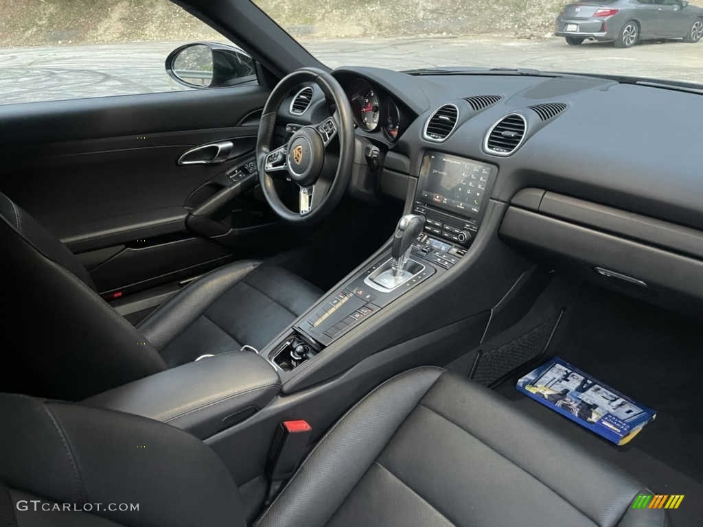 2018 Porsche 718 Cayman GTS Dashboard Photos