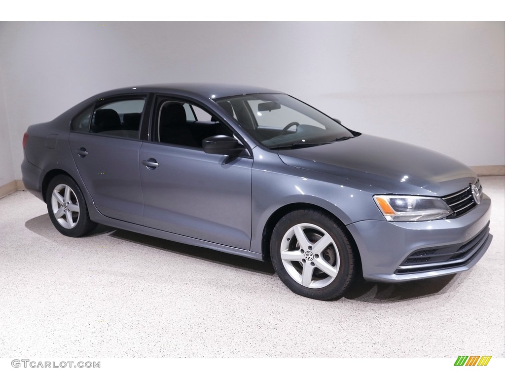 Platinum Grey Metallic Volkswagen Jetta