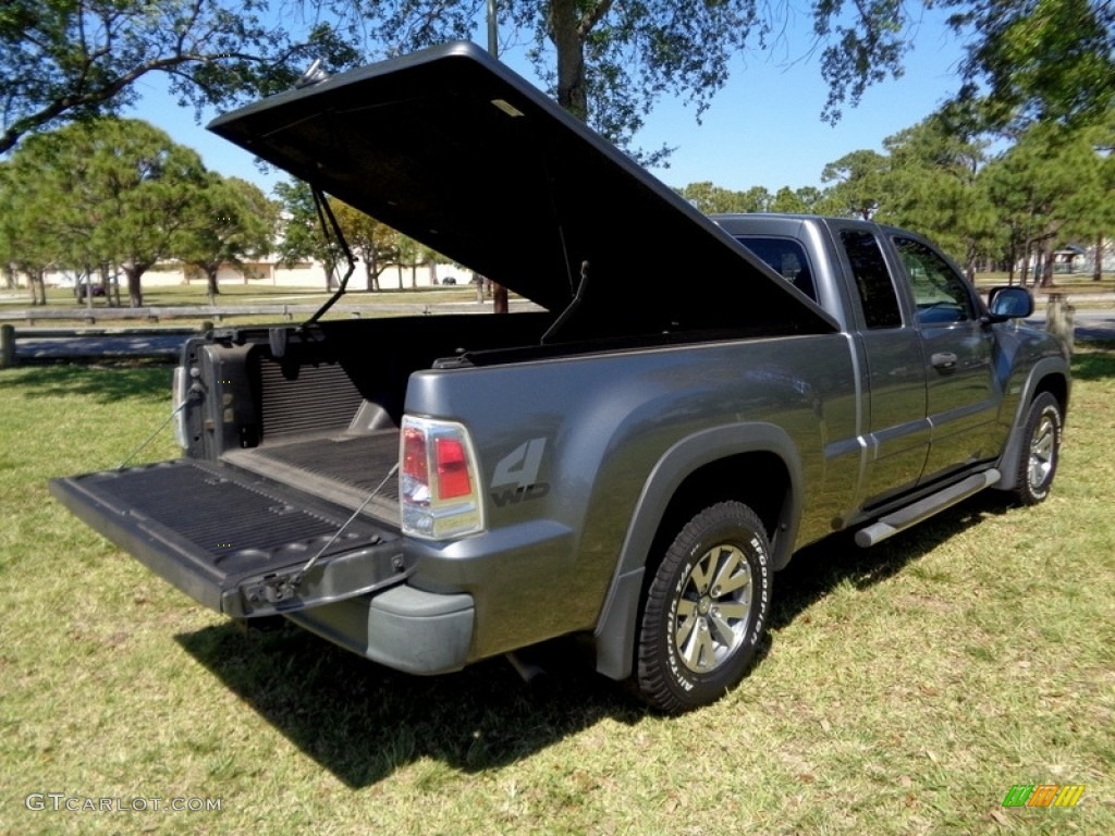 2006 Raider DuroCross Extended Cab 4x4 - Granite Gray / Slate Gray photo #48