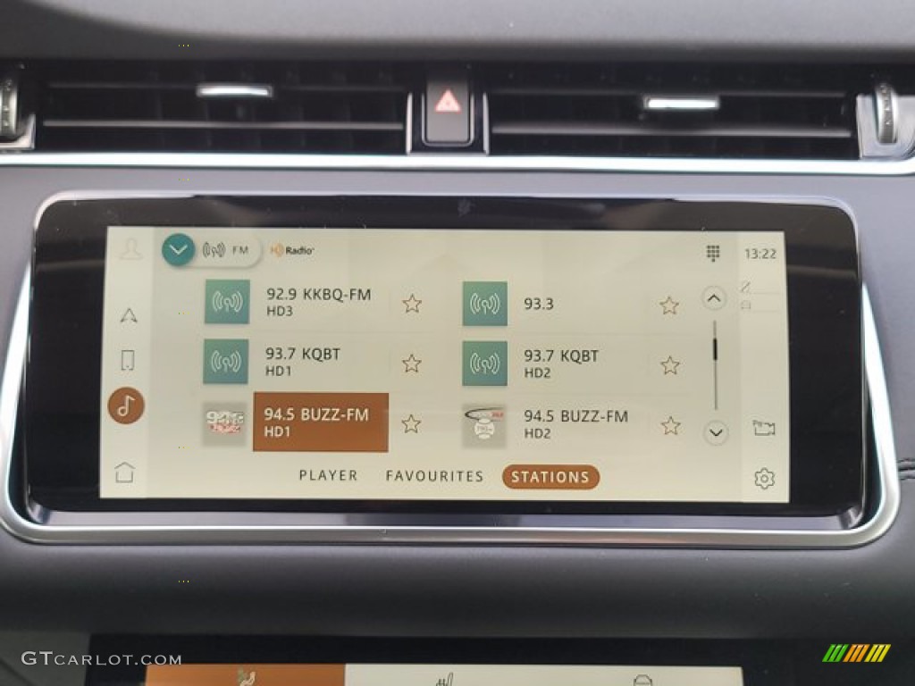 2022 Land Rover Range Rover Evoque S Controls Photos