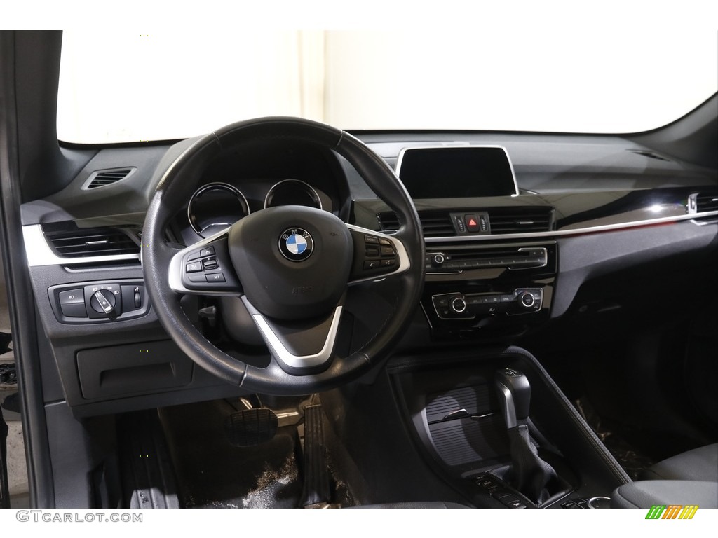 2018 X1 xDrive28i - Jet Black / Black photo #6