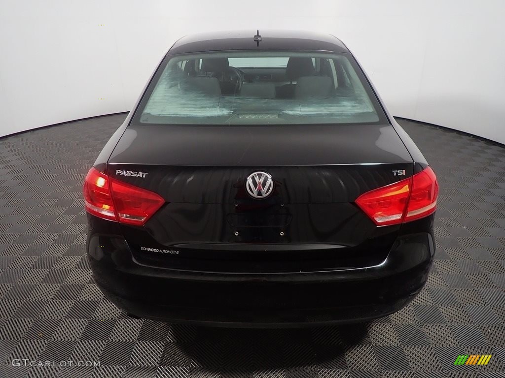 2015 Passat S Sedan - Black / Titan Black photo #12