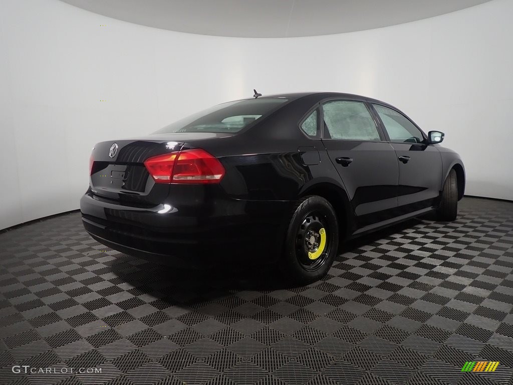 2015 Passat S Sedan - Black / Titan Black photo #15