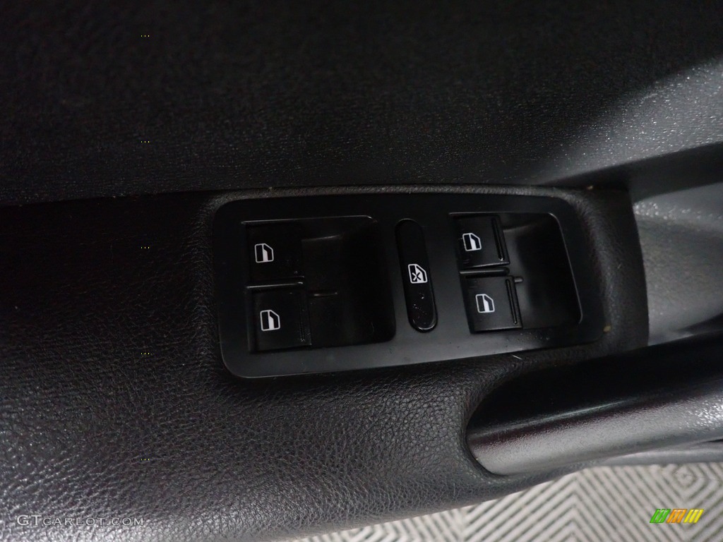 2015 Passat S Sedan - Black / Titan Black photo #20