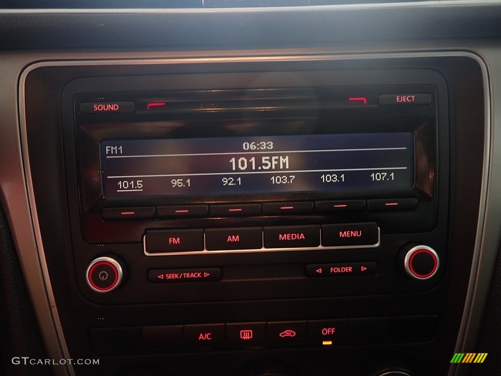 2015 Passat S Sedan - Black / Titan Black photo #25