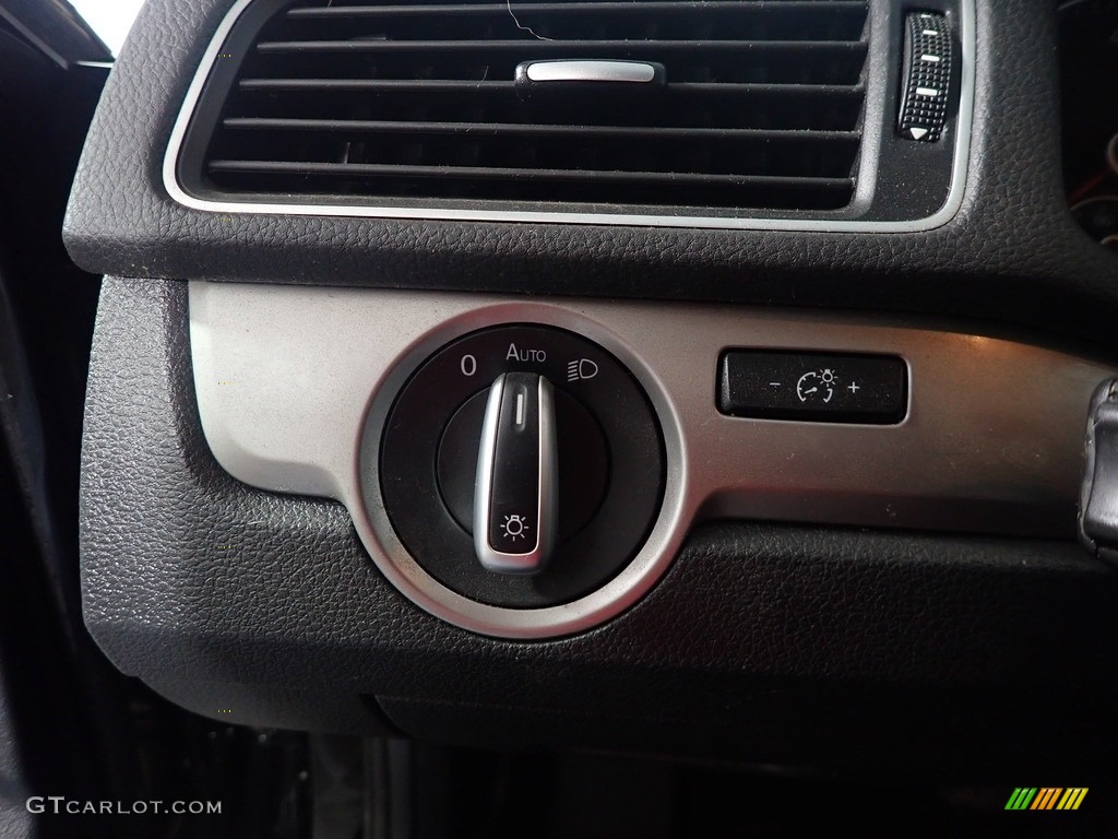 2015 Passat S Sedan - Black / Titan Black photo #29