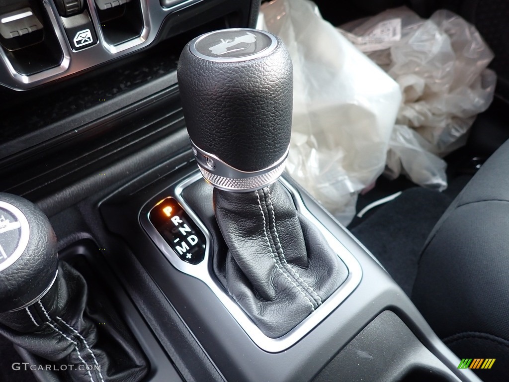 2022 Jeep Wrangler Unlimited Sahara 4x4 8 Speed Automatic Transmission Photo #143567290