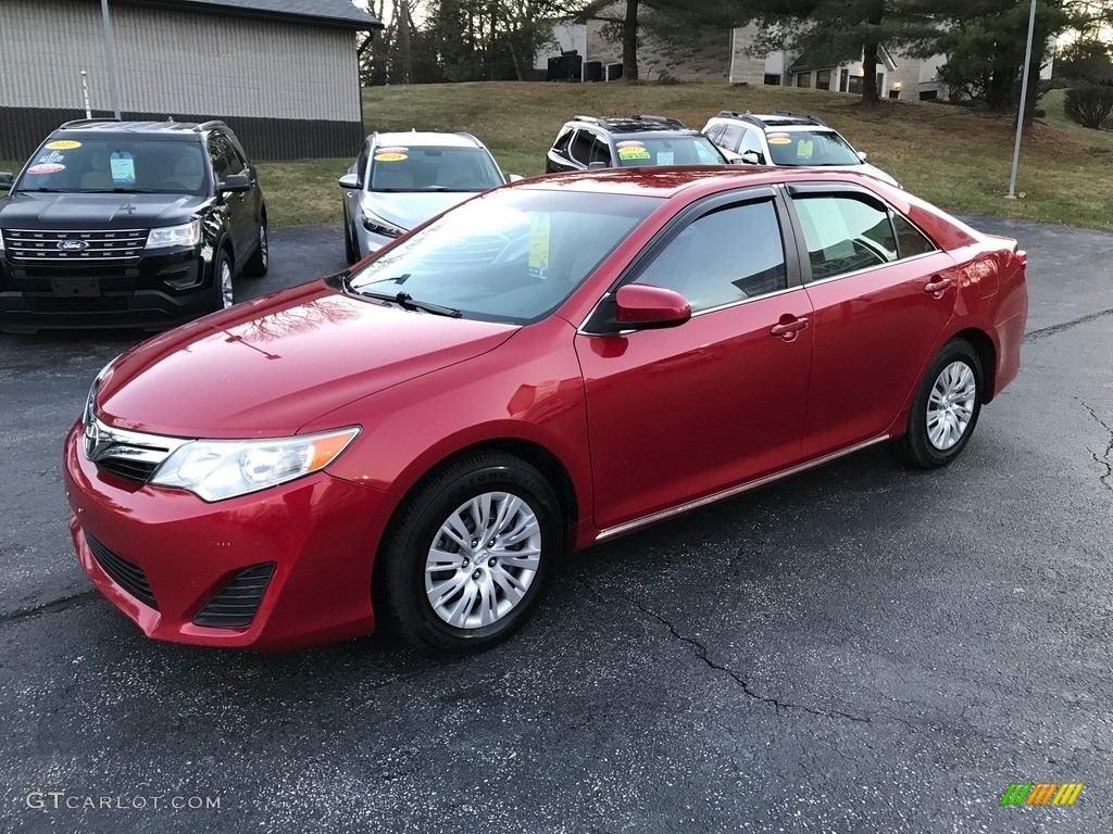 2013 Camry LE - Barcelona Red Metallic / Ivory photo #2