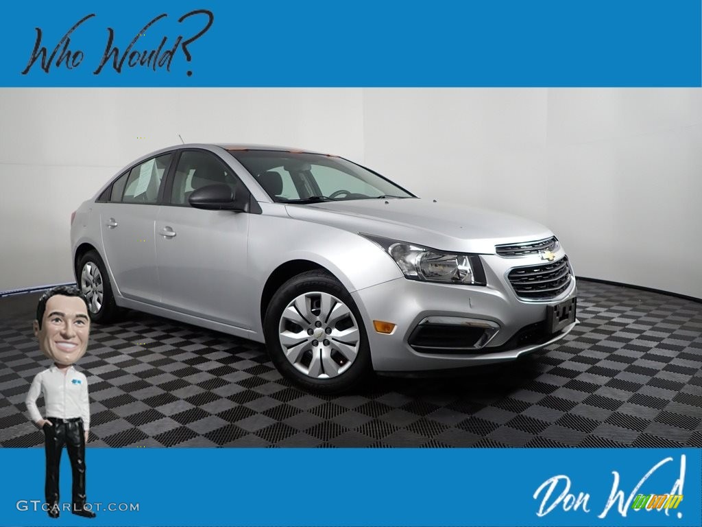 2015 Cruze LS - Silver Ice Metallic / Jet Black/Medium Titanium photo #1