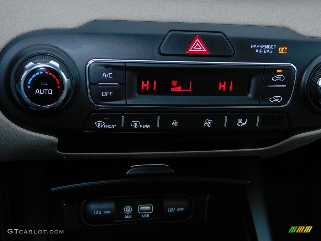 2019 Sorento LX V6 - Blaze Blue / Satin Black photo #18