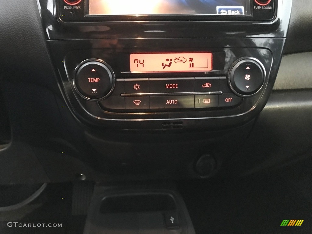 2020 Mitsubishi Mirage ES Controls Photos