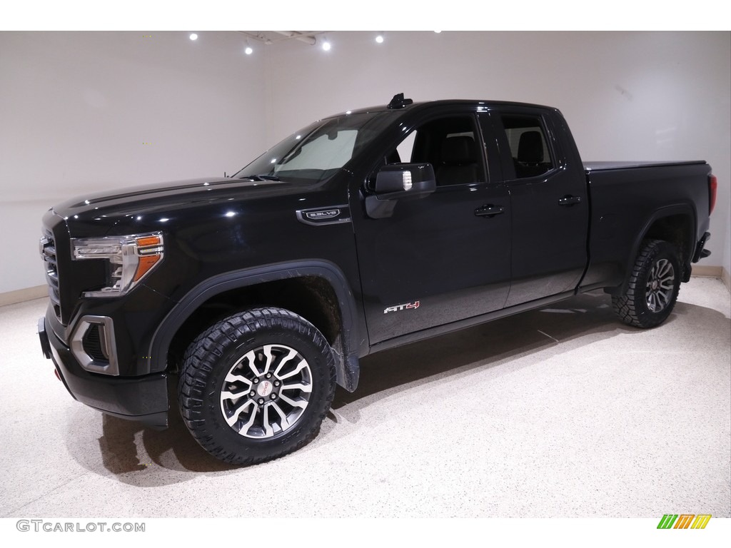 2019 GMC Sierra 1500 AT4 Crew Cab 4WD Exterior Photos
