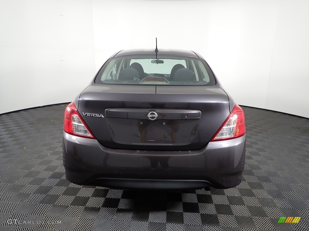 2015 Versa 1.6 S Sedan - Amethyst Gray / Charcoal photo #7