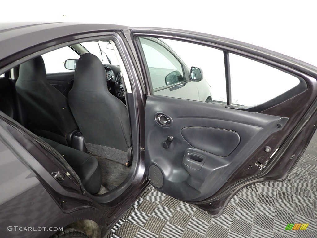 2015 Versa 1.6 S Sedan - Amethyst Gray / Charcoal photo #26