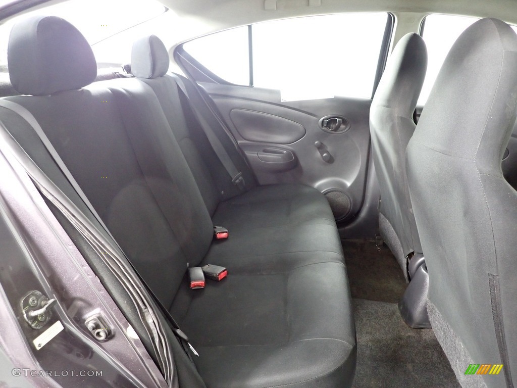 2015 Versa 1.6 S Sedan - Amethyst Gray / Charcoal photo #27