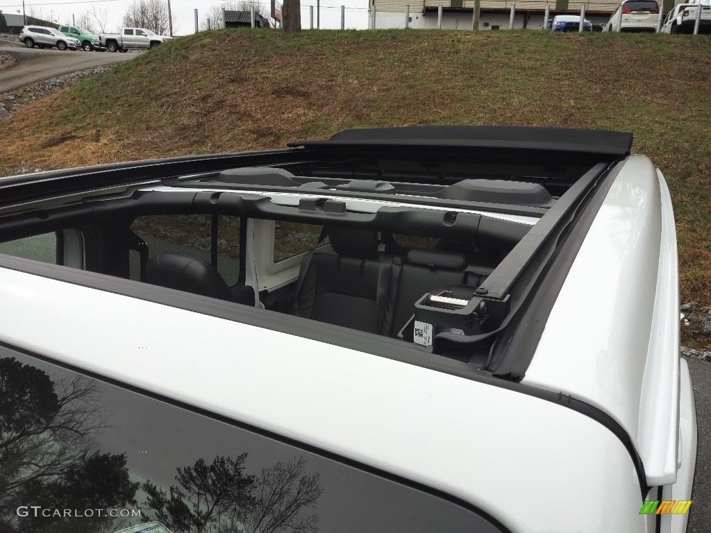 2021 Jeep Wrangler Unlimited High Altitude 4xe Hybrid Sunroof Photos