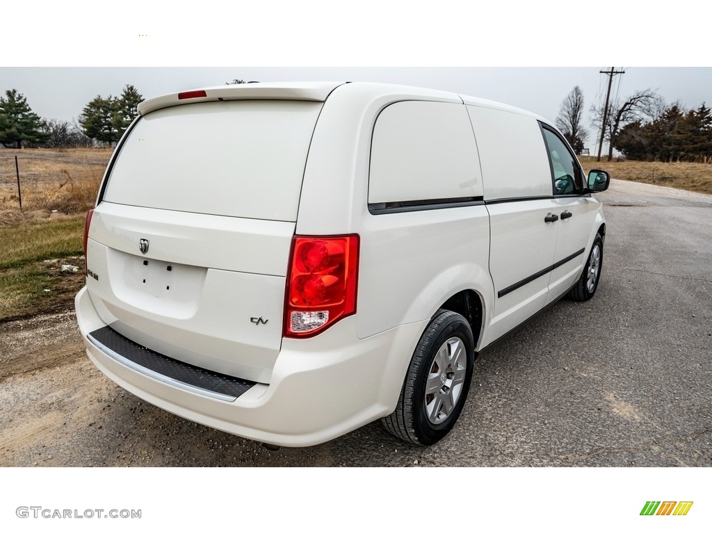 2013 C/V Tradesman - Stone White / Black/Light Graystone photo #4