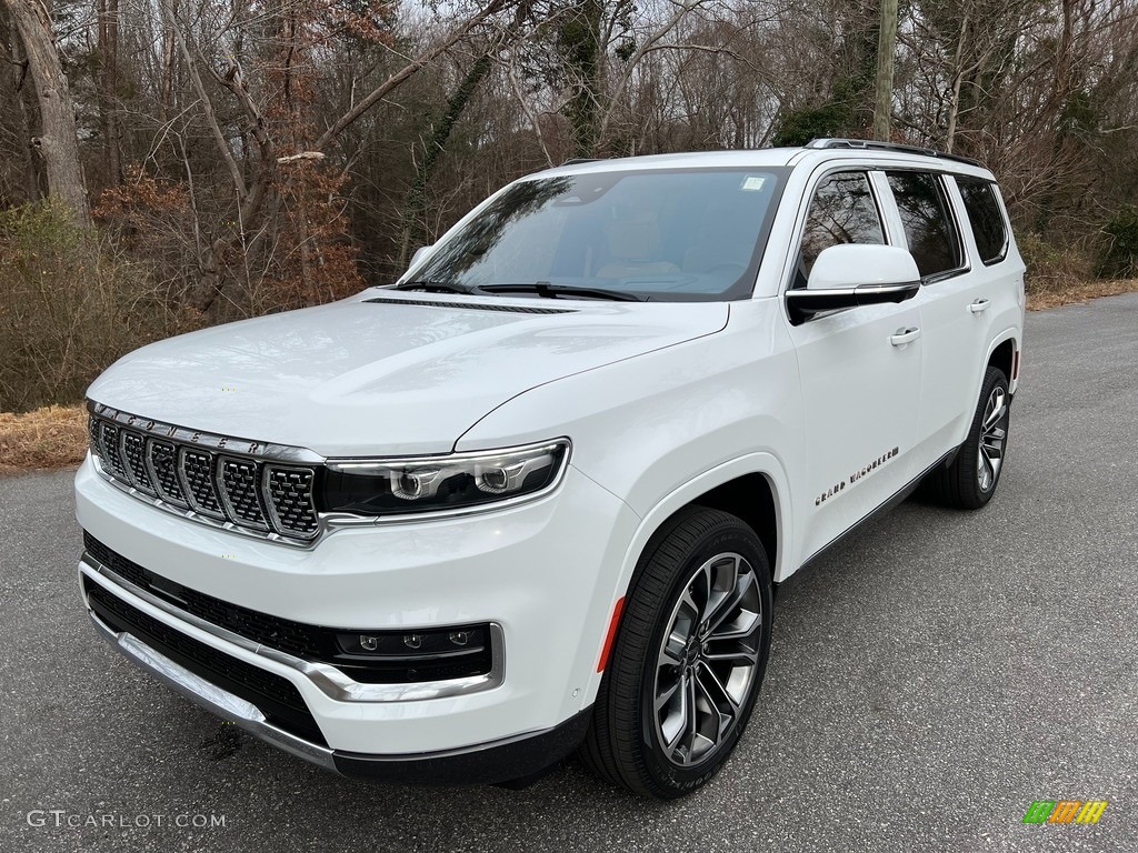 Bright white 2022 Jeep Grand Wagoneer Series III 4x4 Exterior Photo #143579880
