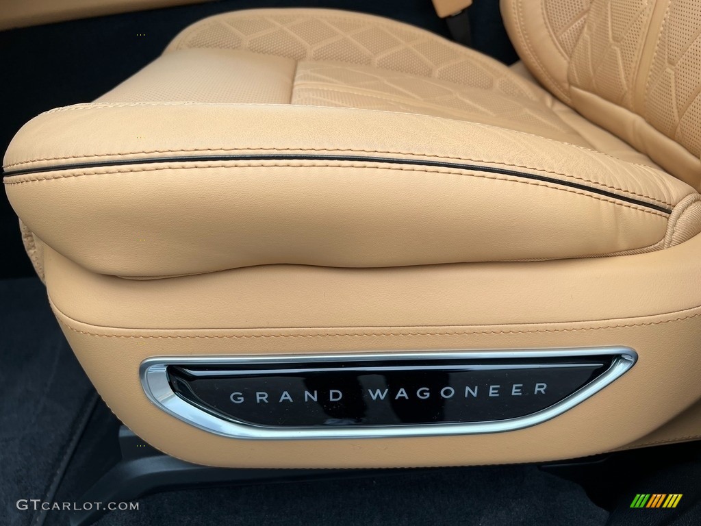 Tupelo/Black Interior 2022 Jeep Grand Wagoneer Series III 4x4 Photo #143580213