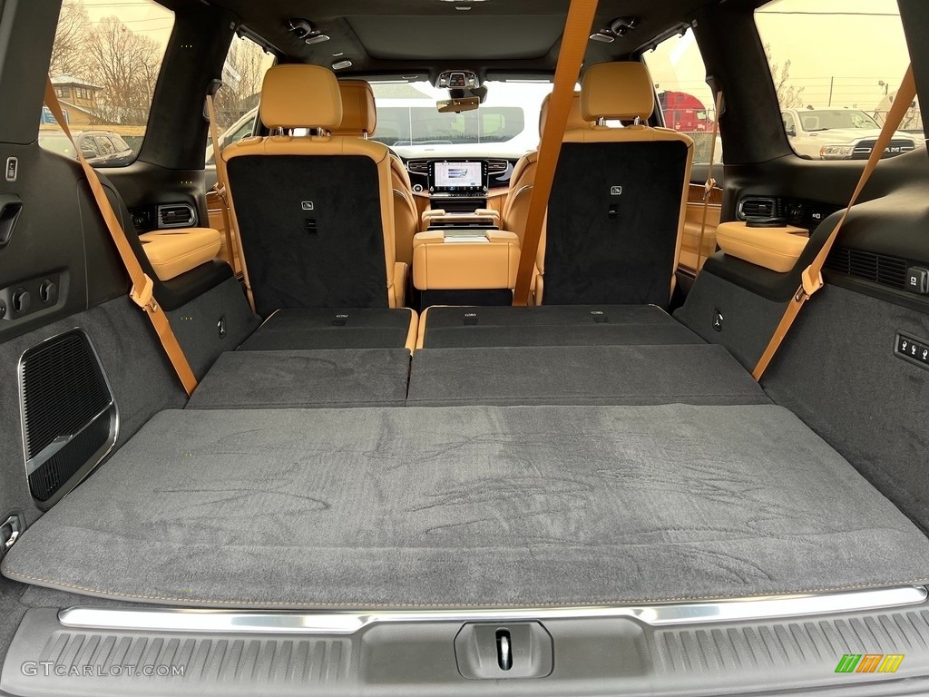 2022 Jeep Grand Wagoneer Series III 4x4 Trunk Photo #143580309