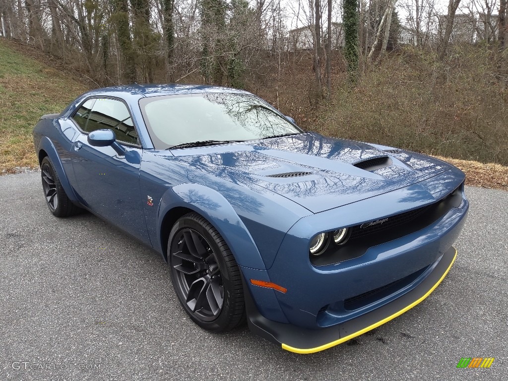 2021 Challenger R/T Scat Pack Widebody - Frostbite / Black photo #4