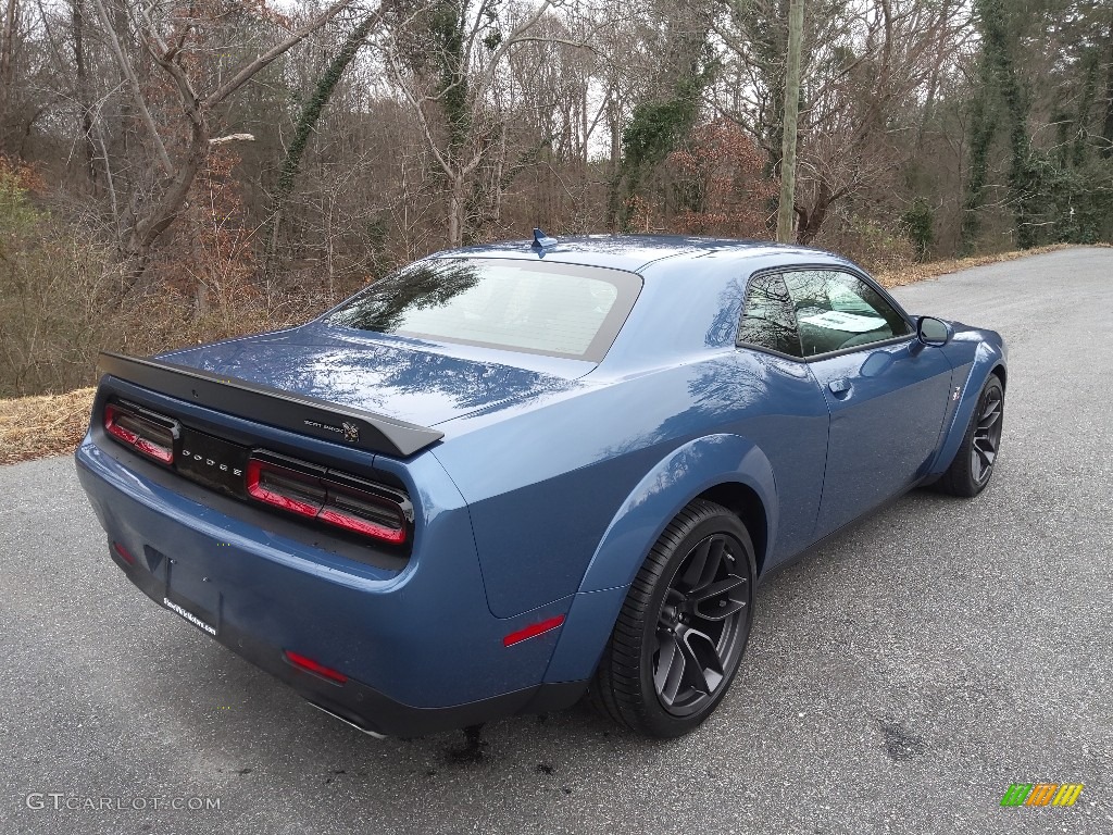 2021 Challenger R/T Scat Pack Widebody - Frostbite / Black photo #6