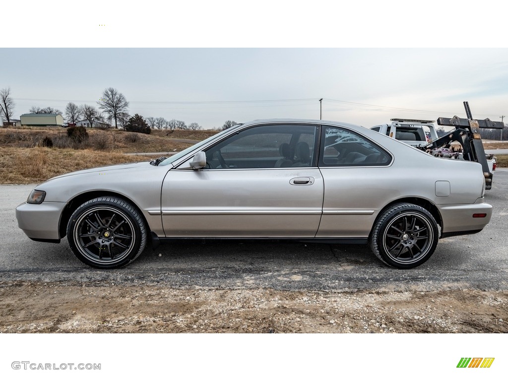 Heather Mist Metallic 1997 Honda Accord EX Coupe Exterior Photo #143580900