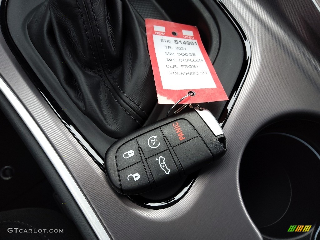 2021 Dodge Challenger R/T Scat Pack Widebody Keys Photo #143581152
