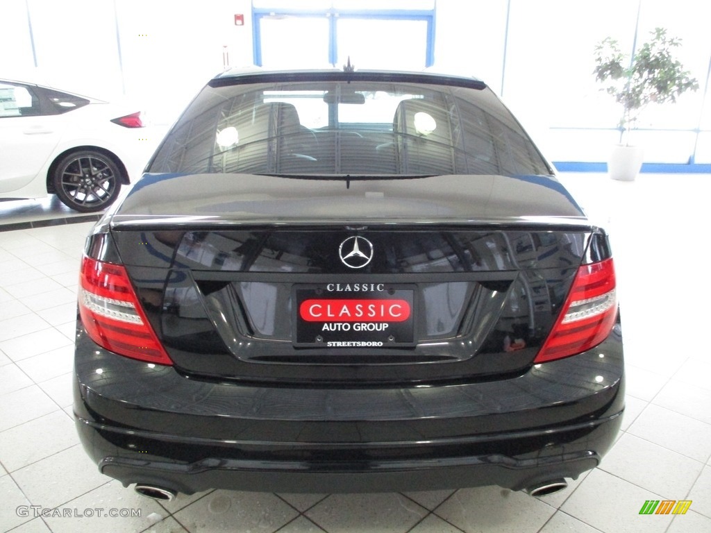 2013 C 300 4Matic Sport - Magnetite Black Metallic / Black photo #8