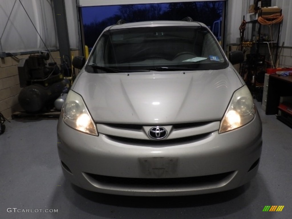 2006 Sienna LE - Silver Shadow Pearl / Stone Gray photo #2