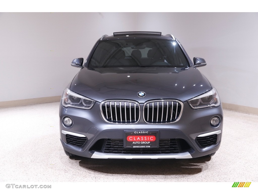 2016 X1 xDrive28i - Mineral Grey Metallic / Black photo #2