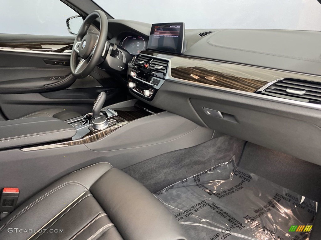 2020 BMW 5 Series M550i xDrive Sedan Dashboard Photos