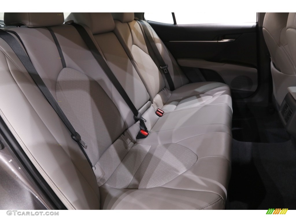 Ash Interior 2021 Toyota Camry XLE Photo #143585150