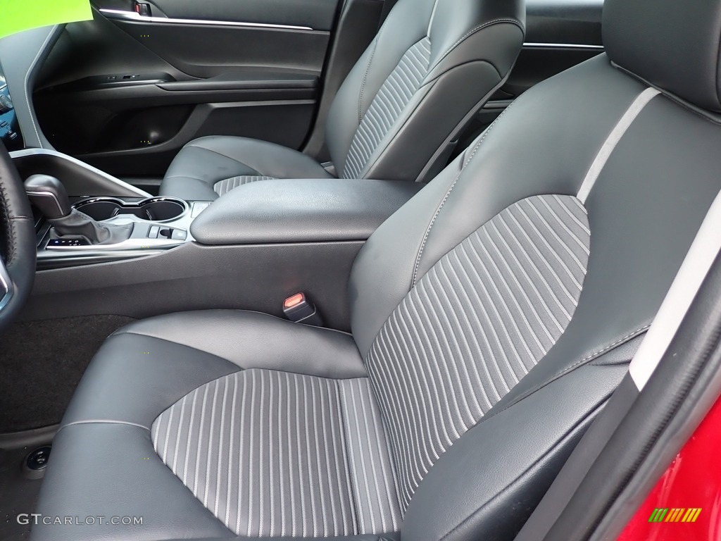 2020 Toyota Camry SE AWD Front Seat Photo #143589589